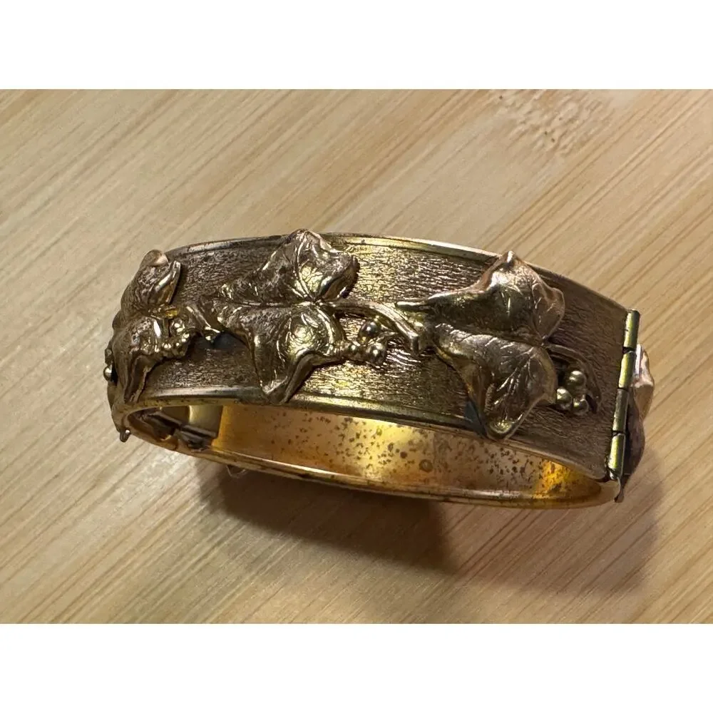 Vintage Whiting & Davis Salesman Sample Grapevine Hinged Bracelet 7in